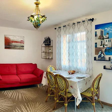 Charming Mediterranean House *
