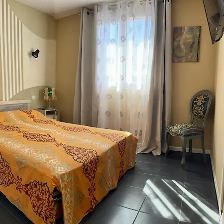 Дом отдыха Charming Mediterranean House Villelongue-de-la-Salanque